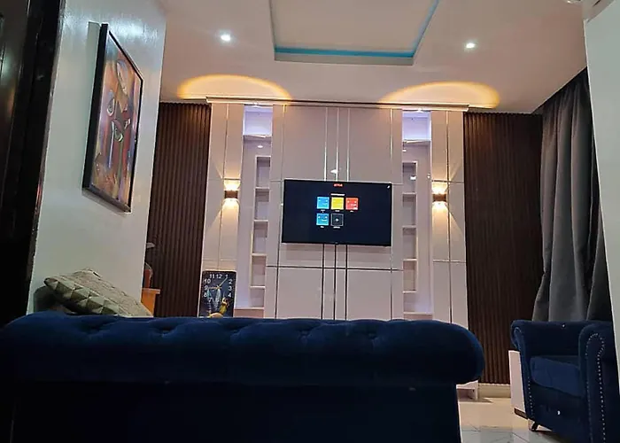 Jka 1-Bedroom-Apt 24Hrs Power Unlimited Wifi , Garden Patio Area,Free Daily Housekeeping