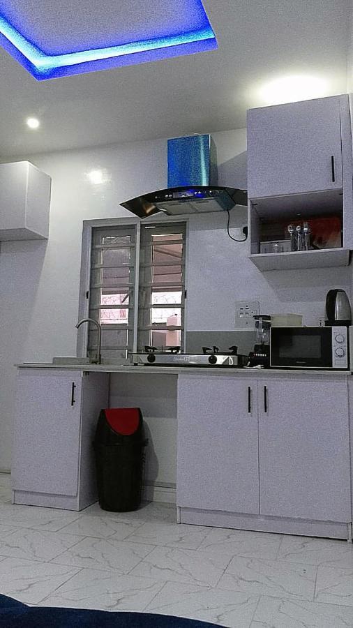 Jka 1-bedroom-apt 24hrs Power Unlimited Wifi , Garden Patio Area,free Daily Housekeeping *