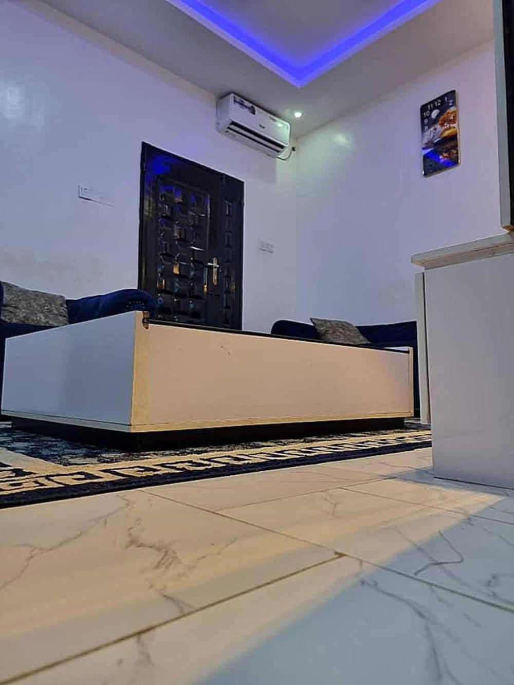 Jka 1-bedroom-apt 24hrs Power Unlimited Wifi , Garden Patio Area,free Daily Housekeeping *